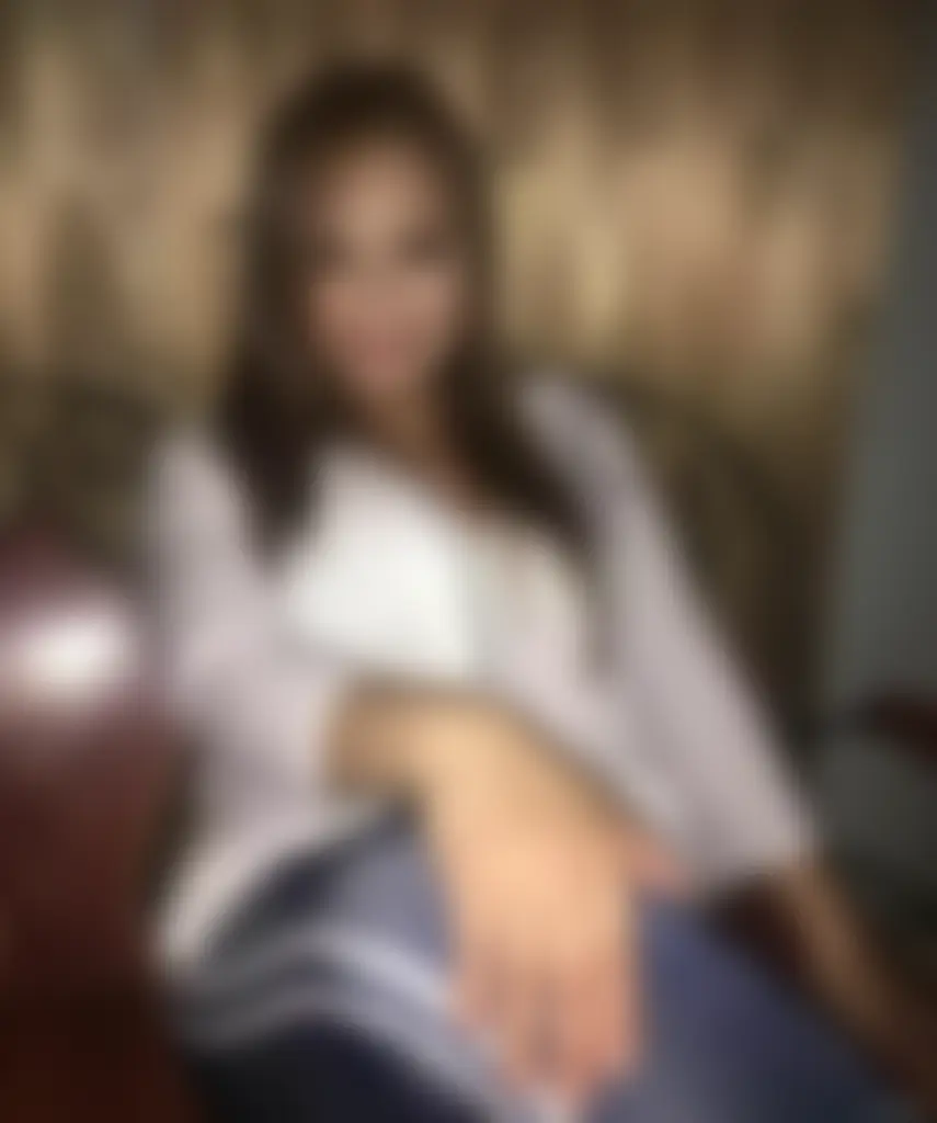 Yuqin, 47